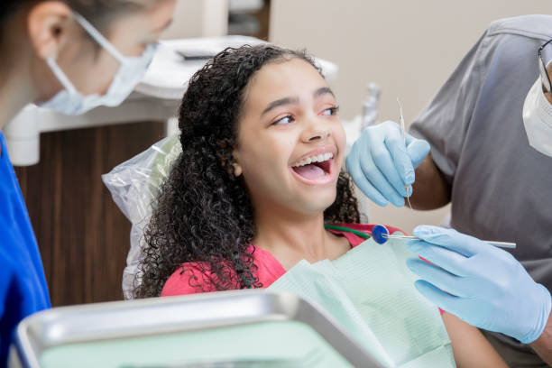 Best Cracked Tooth Emergency Dentist  in Parkway, CA